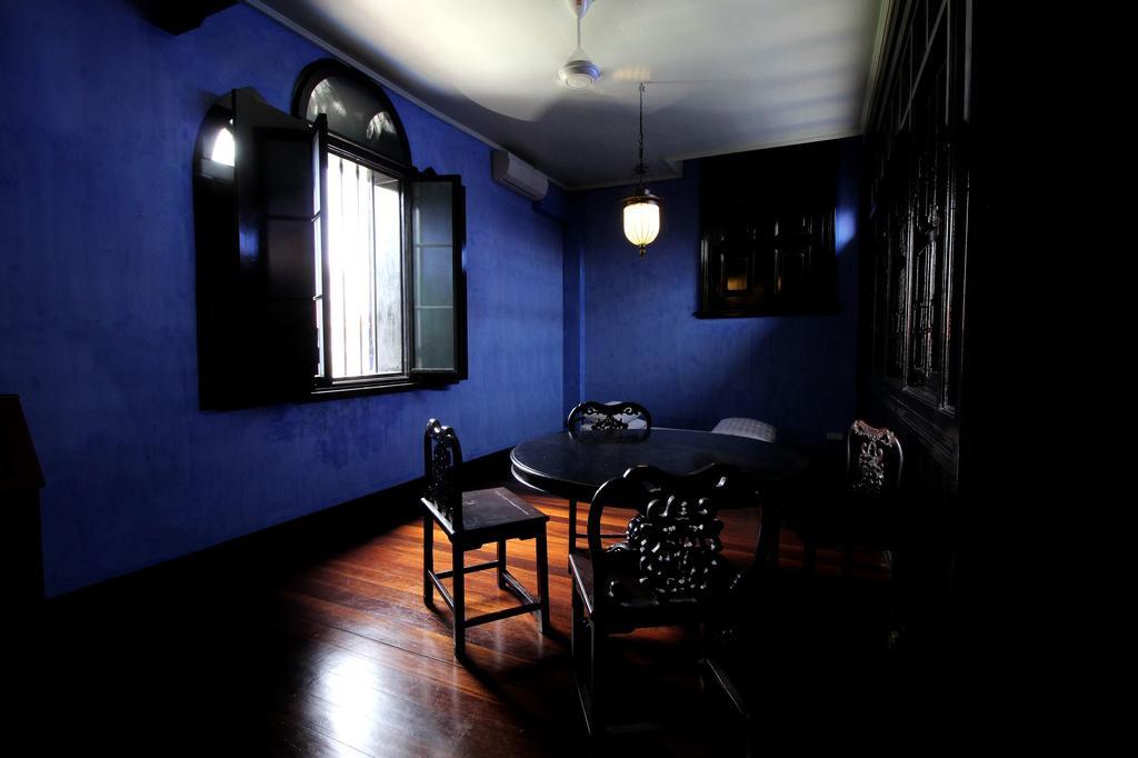 Cheong Fatt Tze - The Blue Mansion